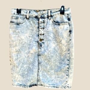 BLUE FAITH. Distressed Jean Skirt. Button Closure. Size Small. Two front pockets